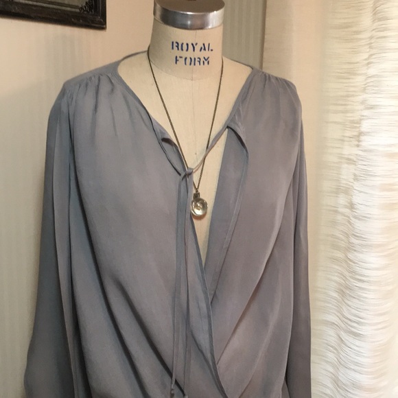 Soft Blue Green Wrap Top - Picture 4 of 8